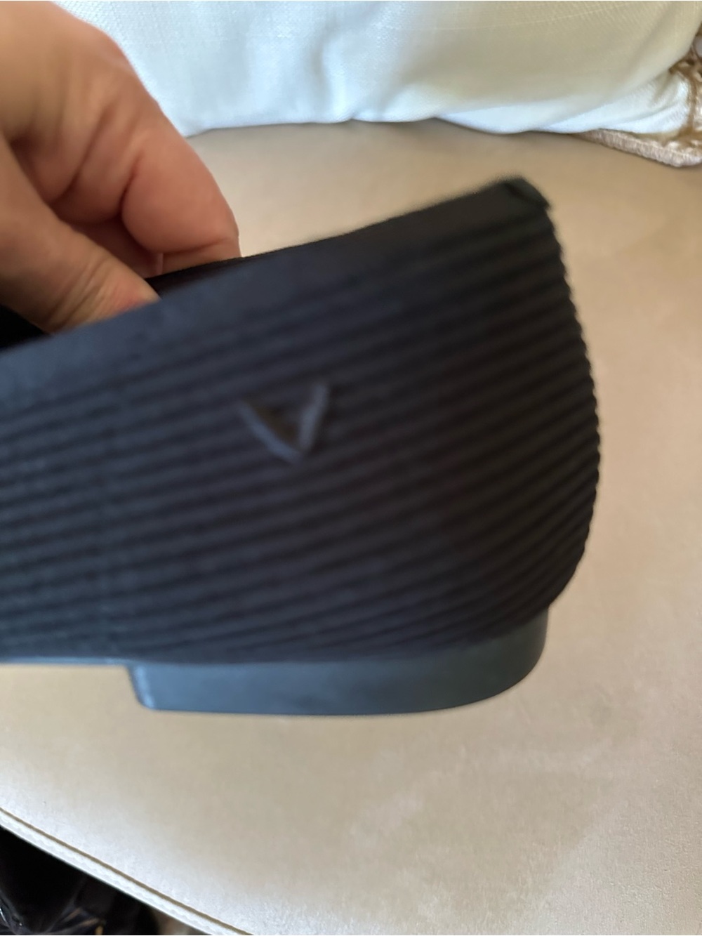 VIVAIA Women's Margot Walker Mary Jane Arch Support Flats - Picture 10 of 11